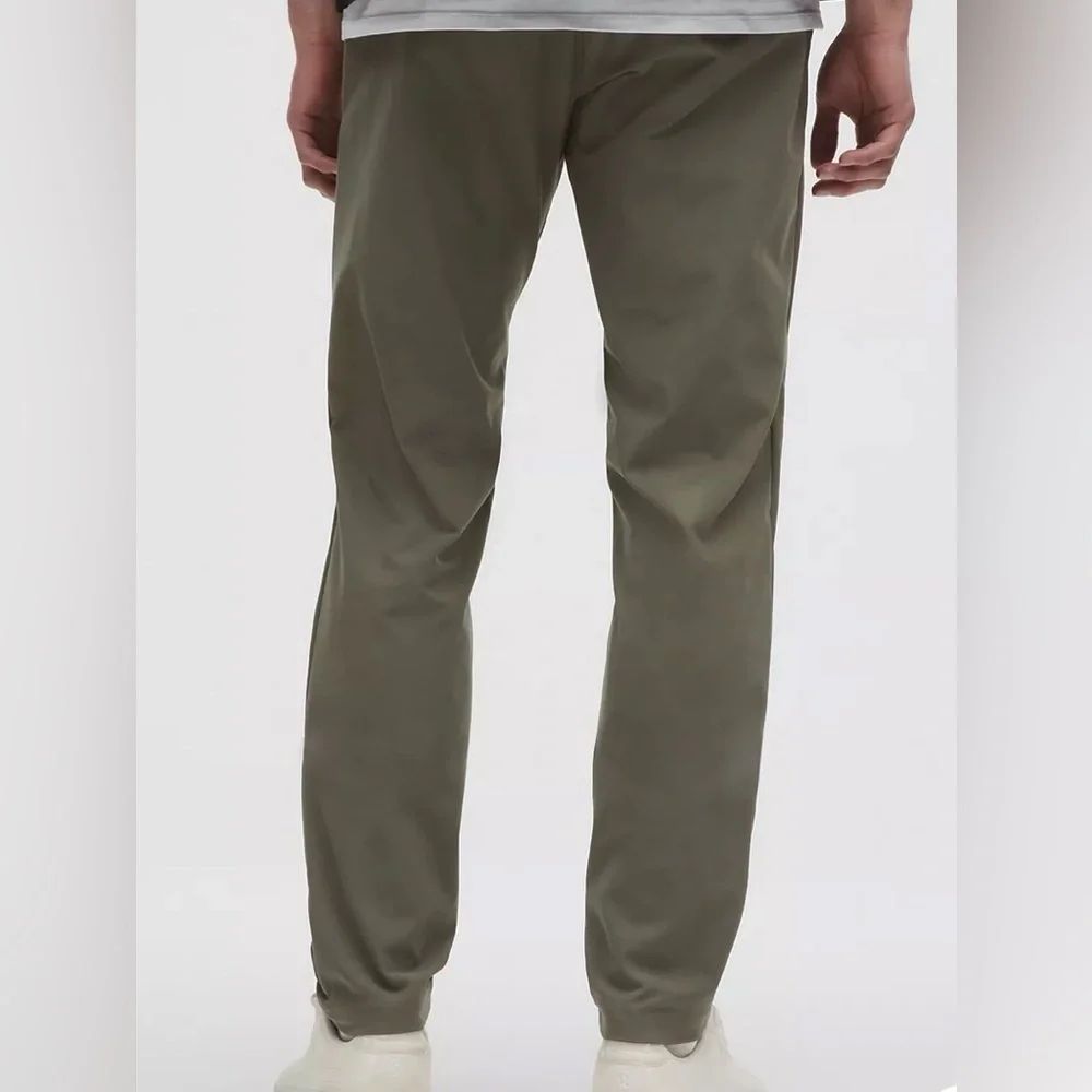 Lululemon classic fit army green size 36